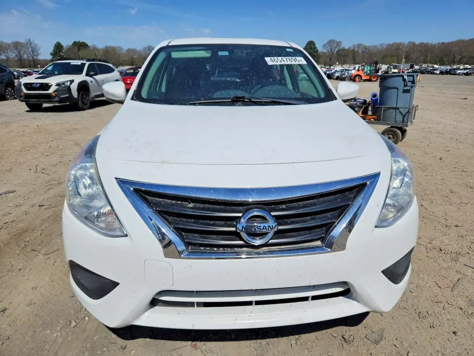 2015 NISSAN VERSA 1.6 SV  