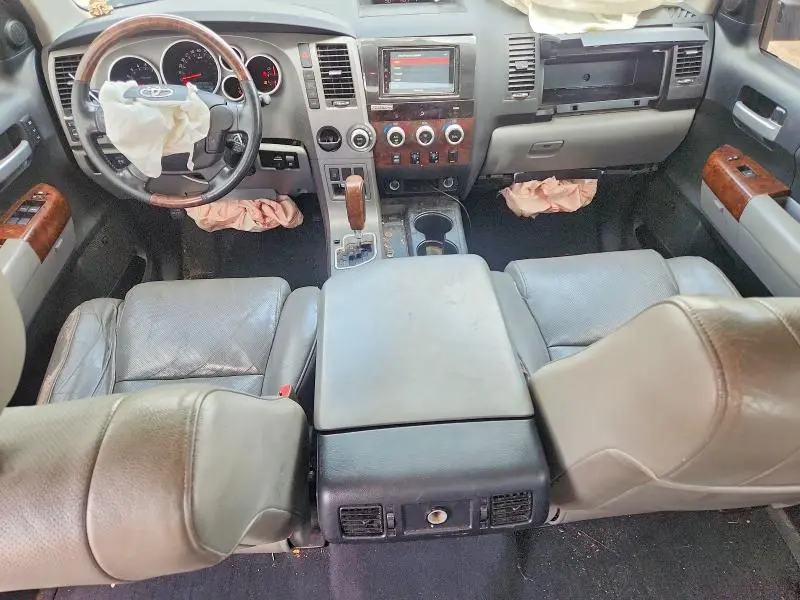 2012 TOYOTA TUNDRA CREWMAX LIMITED  