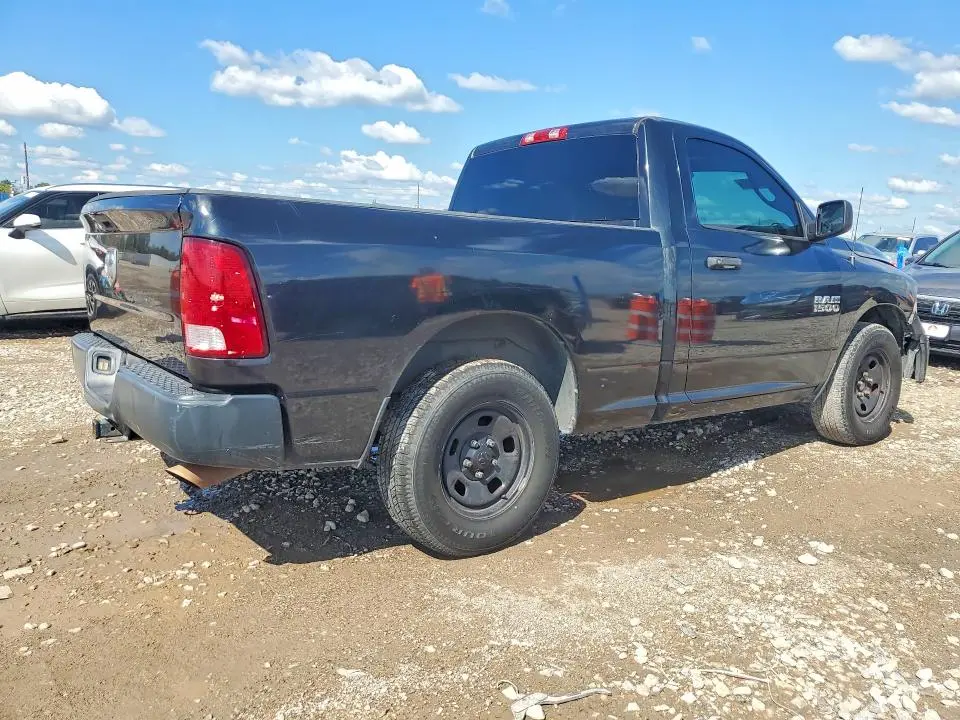 2016 RAM 1500 ST  
