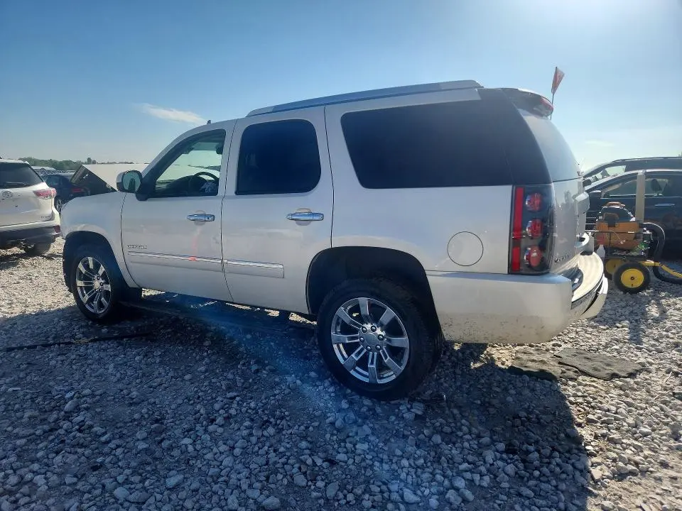 2013 GMC YUKON DENALI  