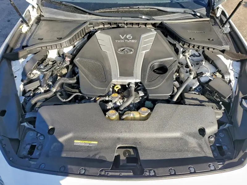 2018 INFINITI Q50 LUXE  