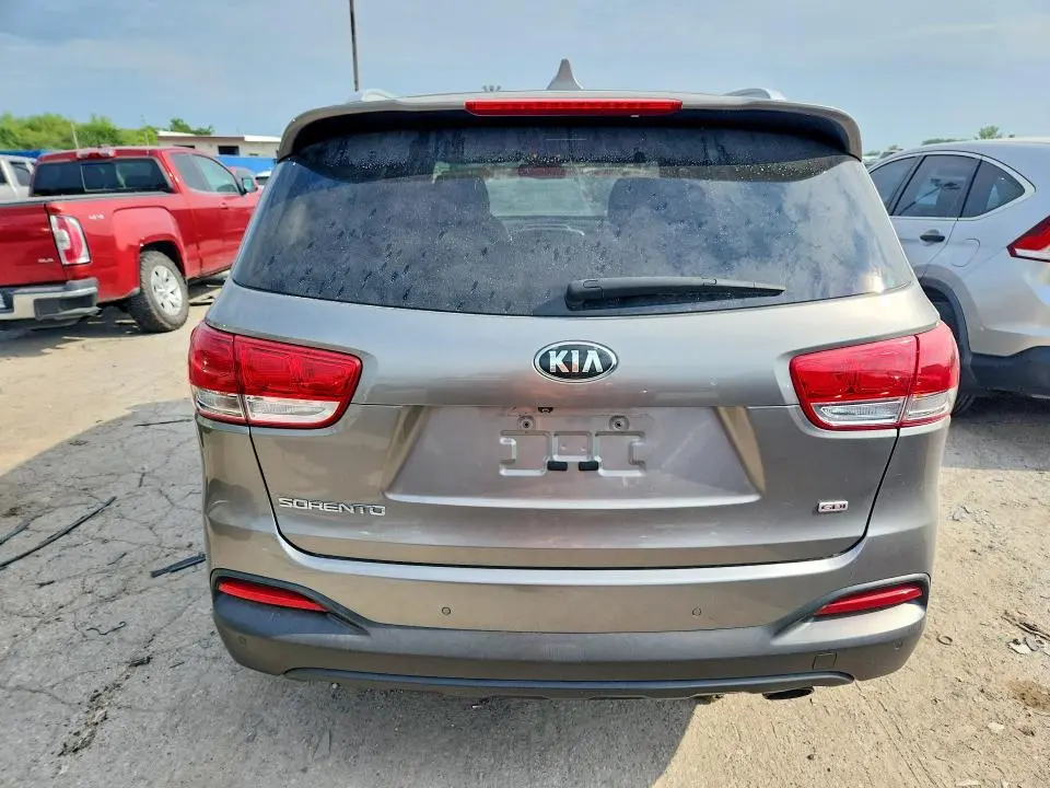 2016 KIA SORENTO LX  