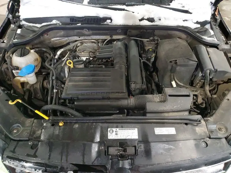 2017 VOLKSWAGEN JETTA SE  