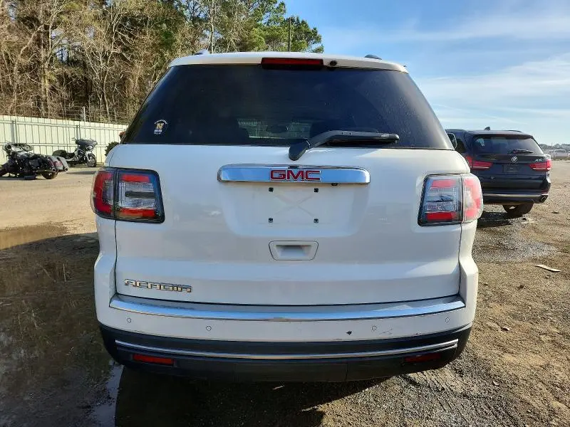 2015 GMC ACADIA SLE  