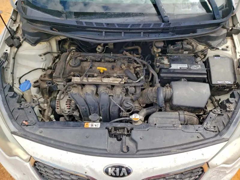 2016 KIA FORTE LX  