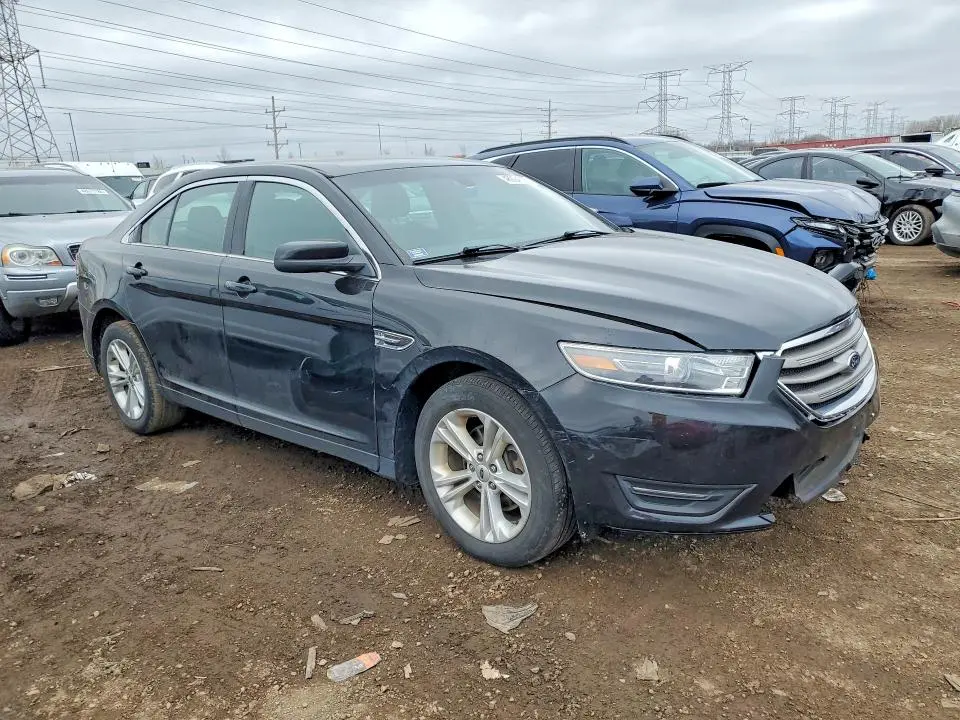 2019 FORD TAURUS SEL  