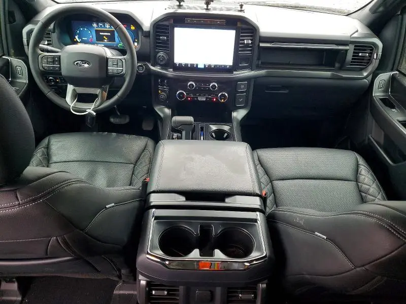 2024 FORD F150 XLT  