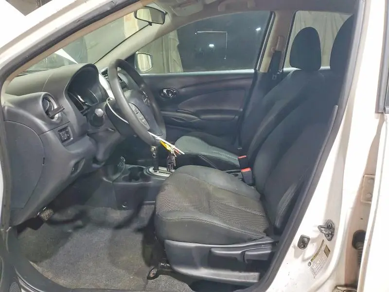2018 NISSAN VERSA SV  