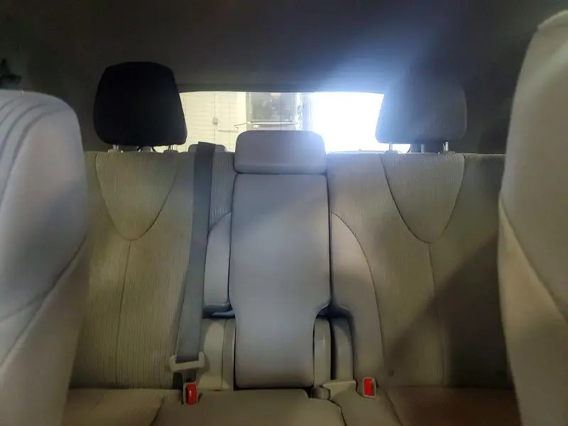 2013 TOYOTA VENZA LE  