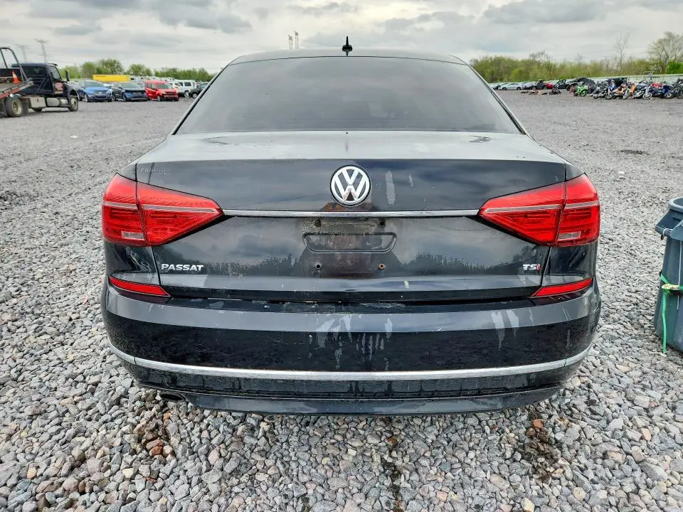 2016 VOLKSWAGEN PASSAT R-LINE  