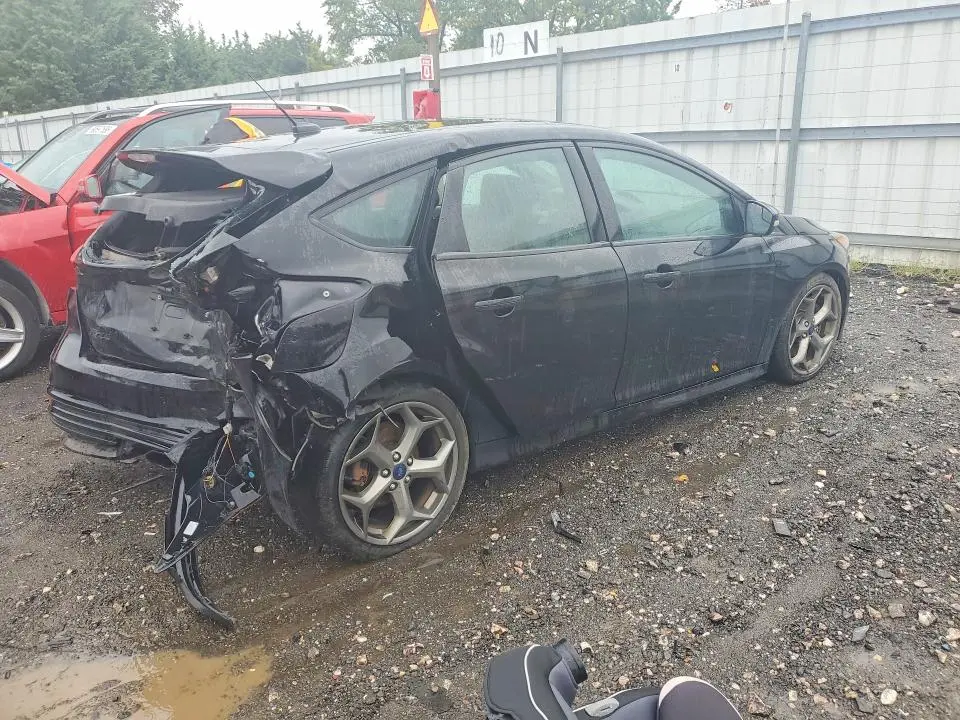 2016 FORD FOCUS ST  