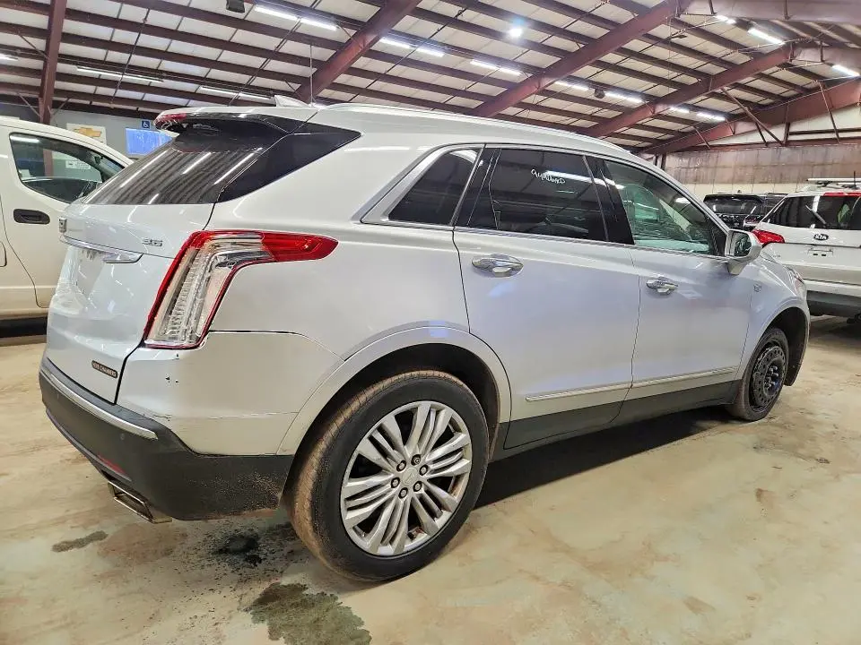 2018 CADILLAC XT5 PREMIUM LUXURY  
