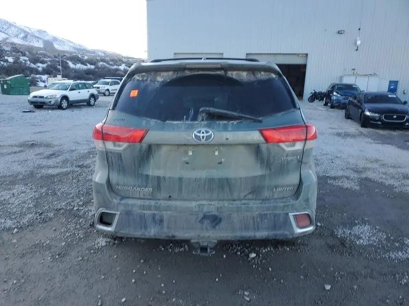 2018 TOYOTA HIGHLANDER HYBRID LIMITED  