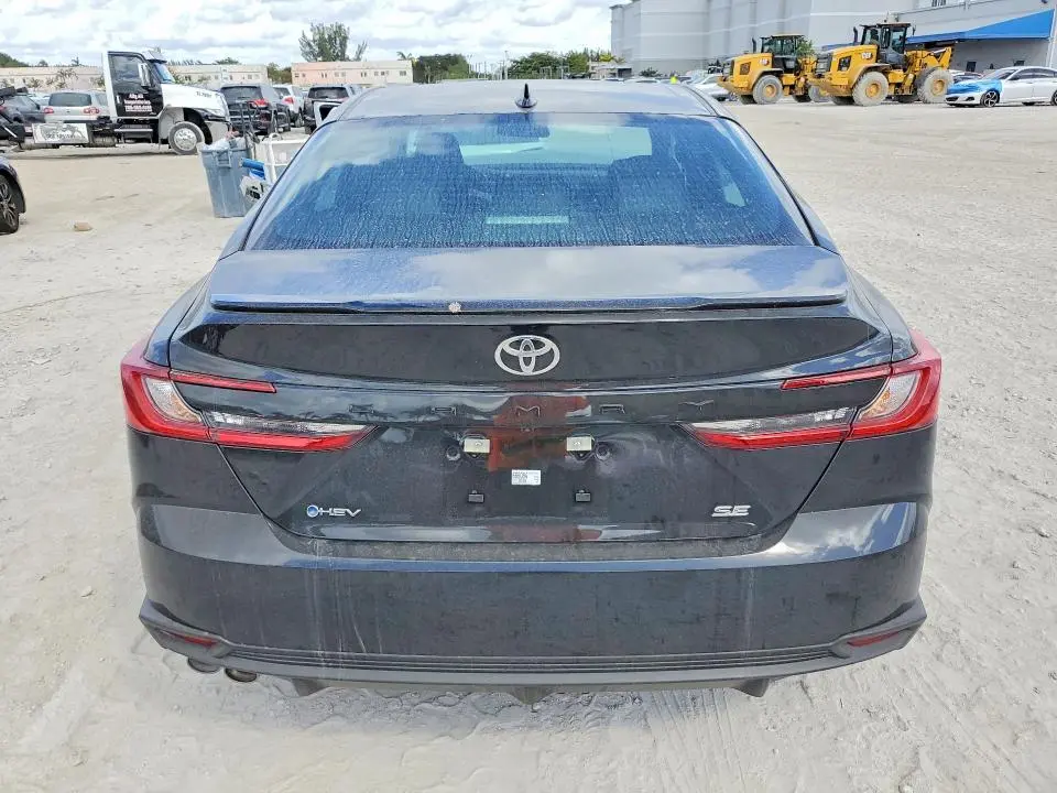 2026 TOYOTA CAMRY SE  