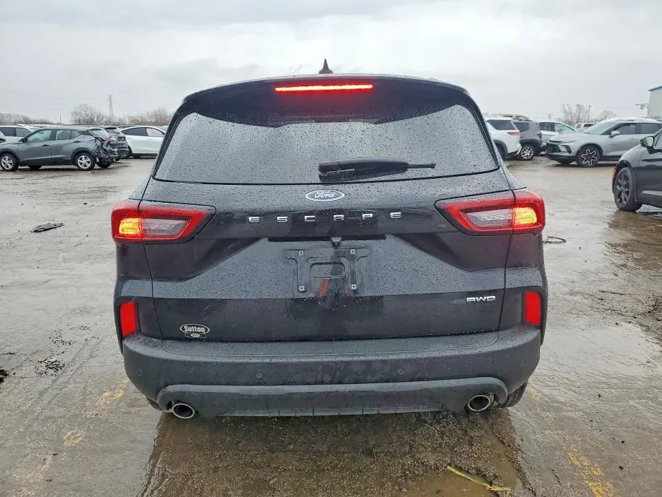 2025 FORD ESCAPE ST LINE  