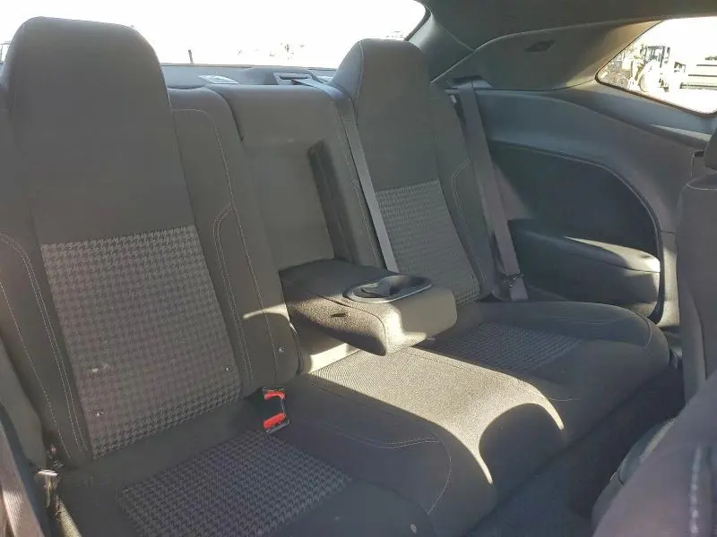 2021 DODGE CHALLENGER SXT  