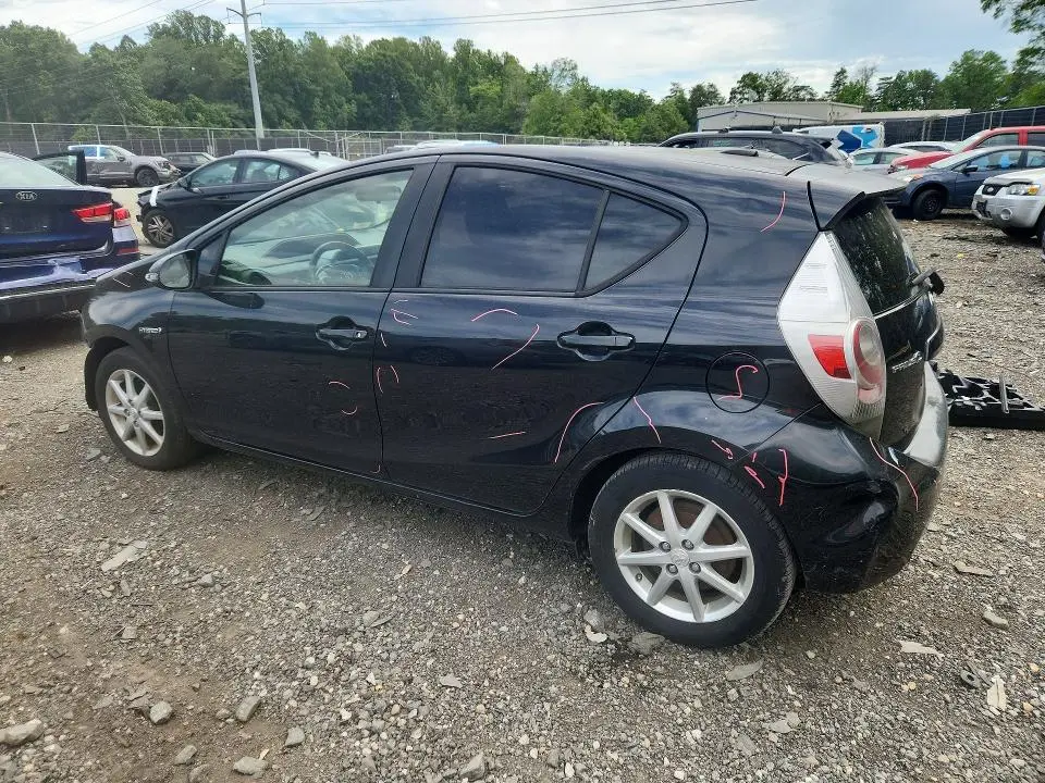 2012 TOYOTA PRIUS C THREE  