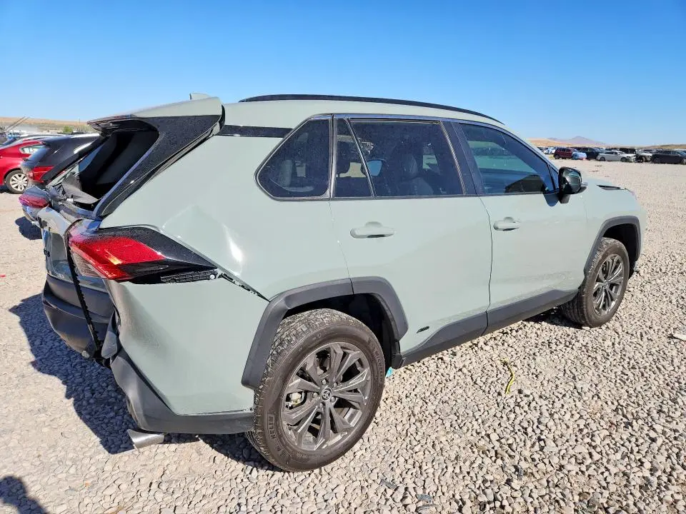 2023 TOYOTA RAV4 XLE PREMIUM  