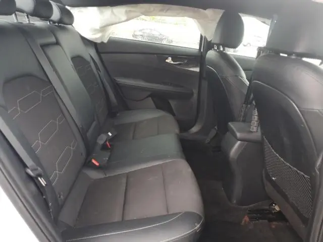 2022 KIA FORTE GT LINE  