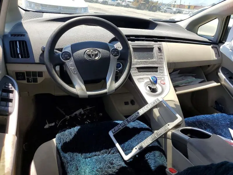 2014 TOYOTA PRIUS THREE  