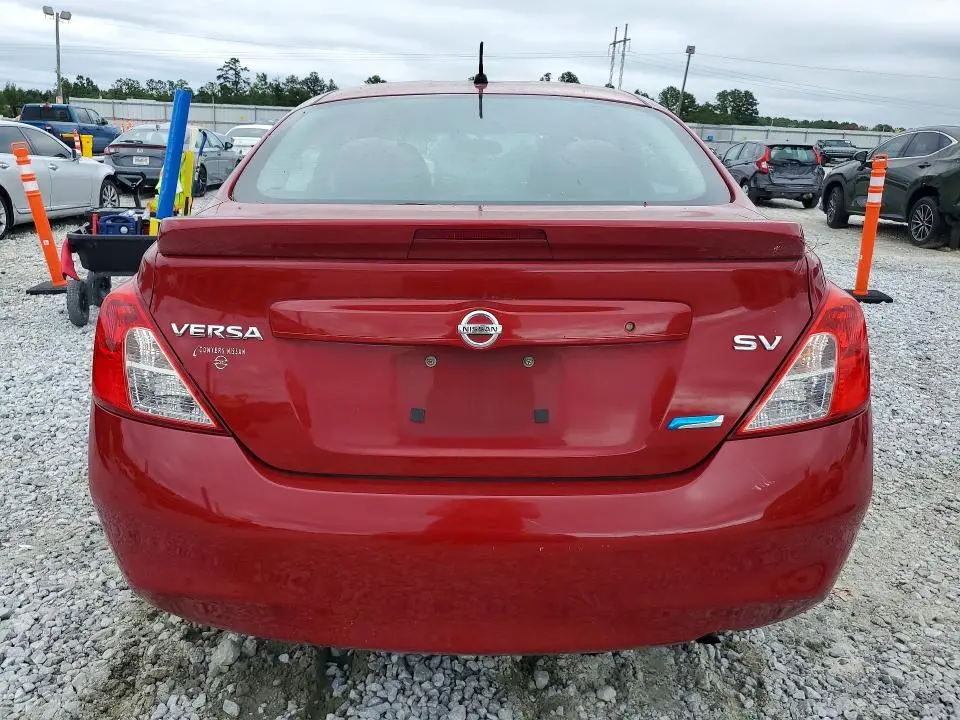 2014 NISSAN VERSA 1.6 SV  