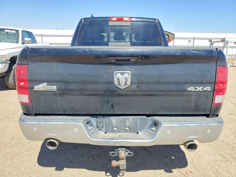 2015 RAM 1500 SLT  
