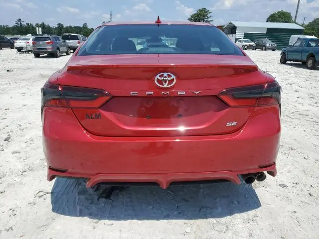 2021 TOYOTA CAMRY SE  