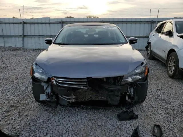 2015 VOLKSWAGEN PASSAT S  