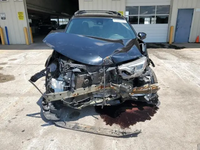 2018 TOYOTA RAV4 SE  