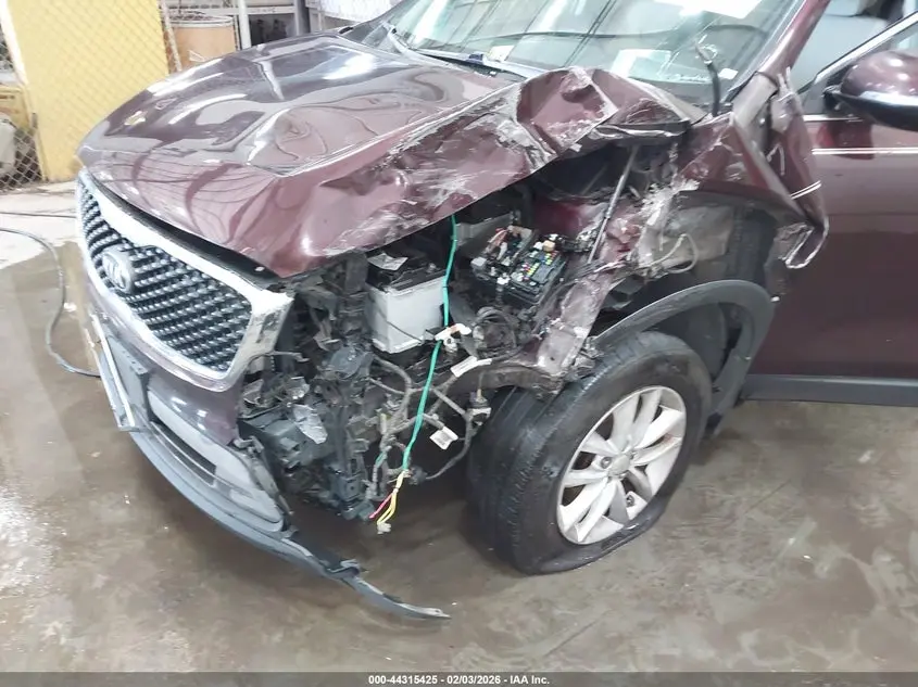 2016 KIA SORENTO 2.4L LX