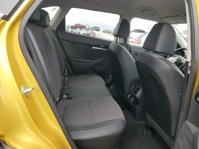 2022 KIA SELTOS S