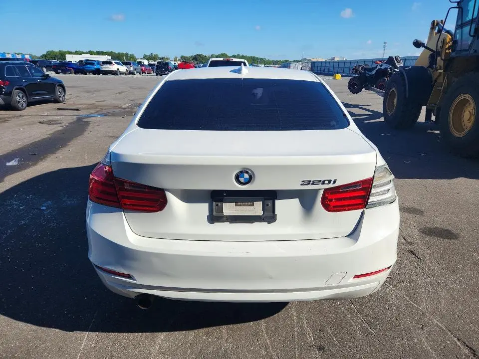 2014 BMW 320 I  