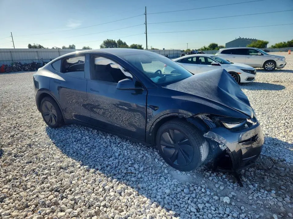 2026 TESLA MODEL Y   