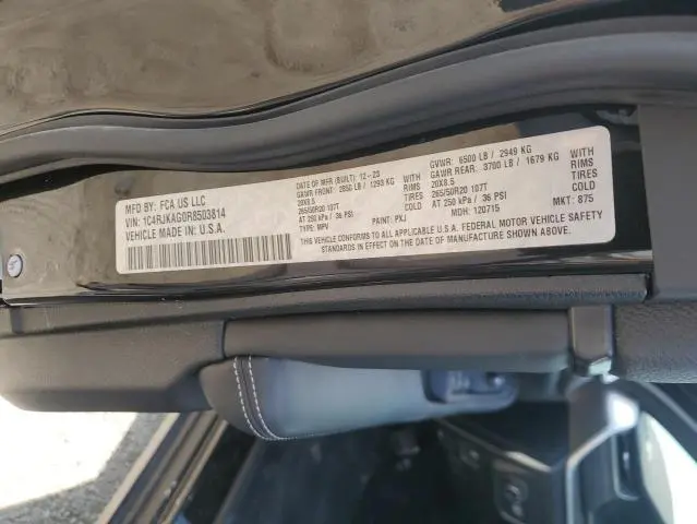 2024 JEEP GRAND CHEROKEE L LAREDO  