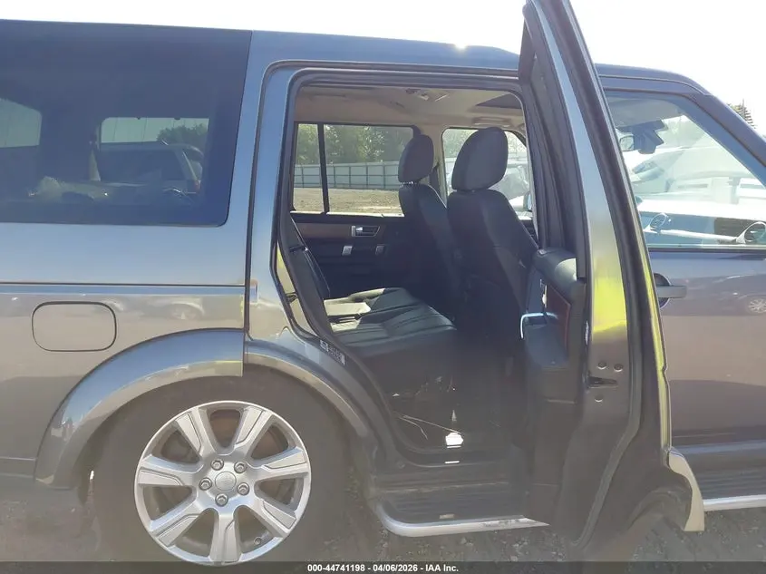 2016 LAND ROVER LR4  