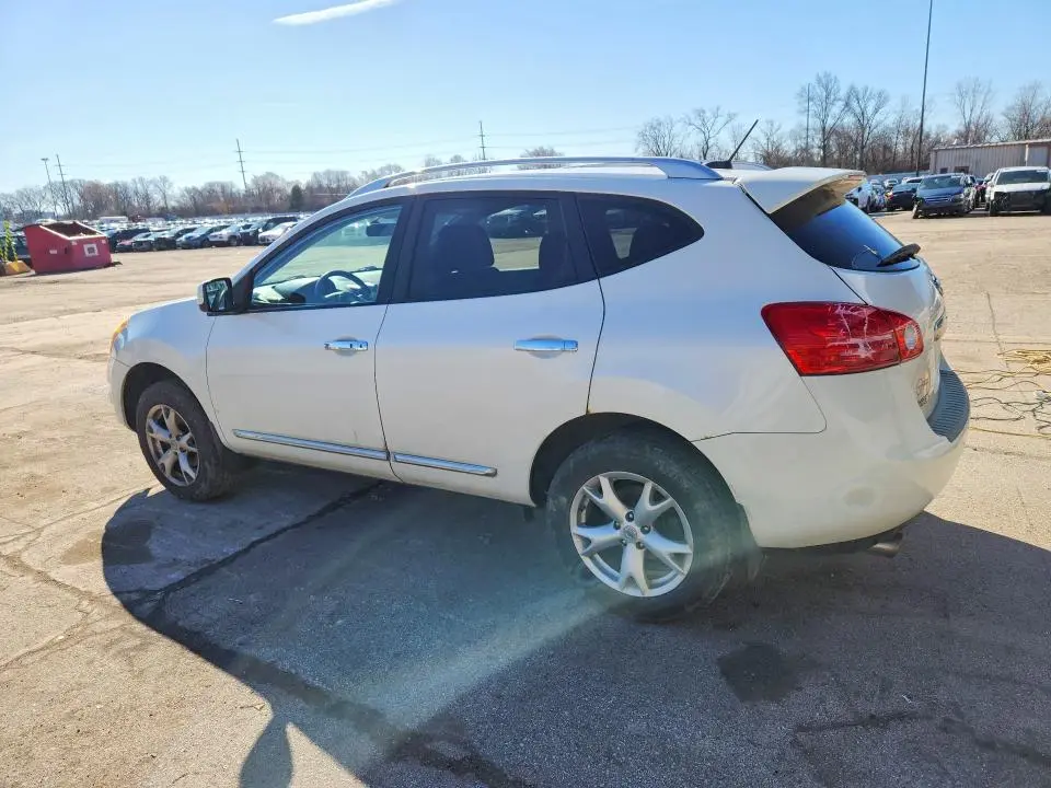 2011 NISSAN ROGUE S  