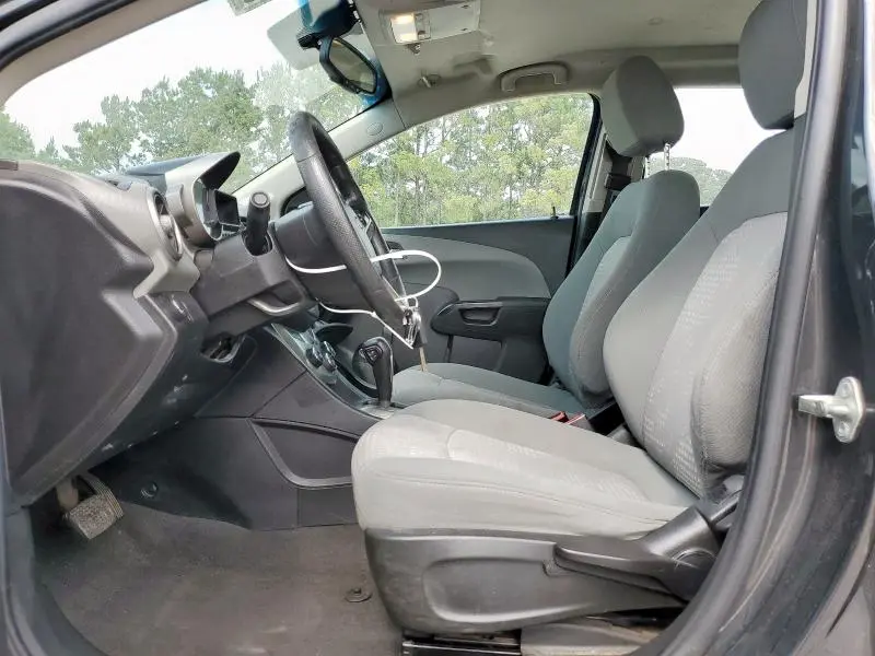 2014 CHEVROLET SONIC LS  