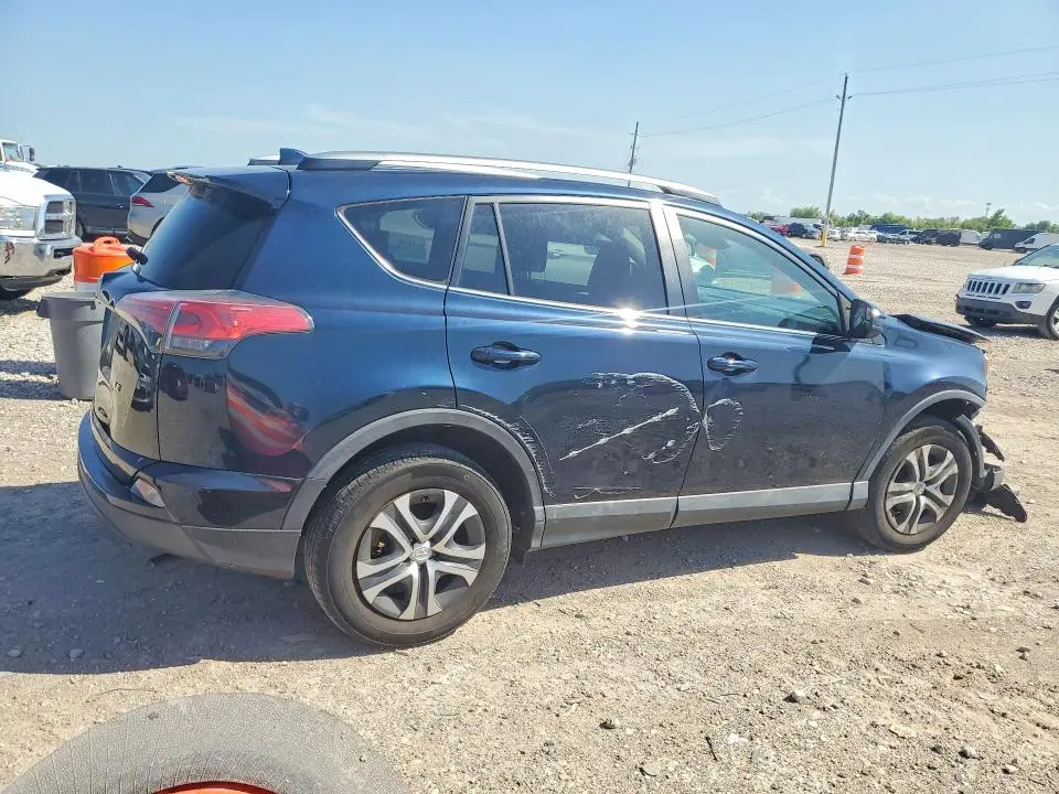 2018 TOYOTA RAV4 LE  