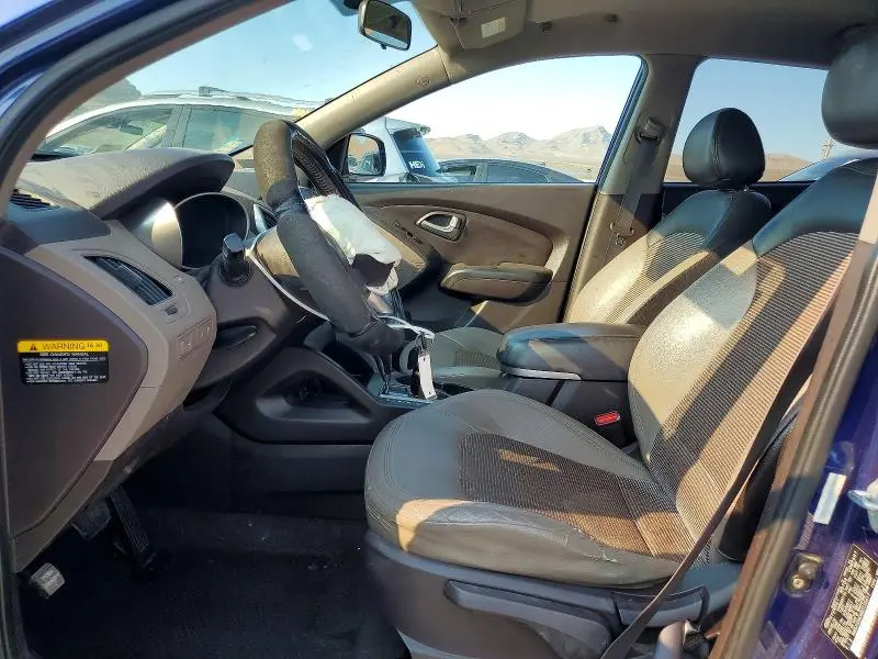 2011 HYUNDAI TUCSON GLS  