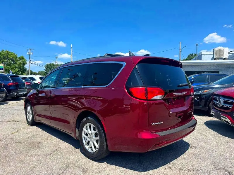 2021 CHRYSLER VOYAGER LXI  