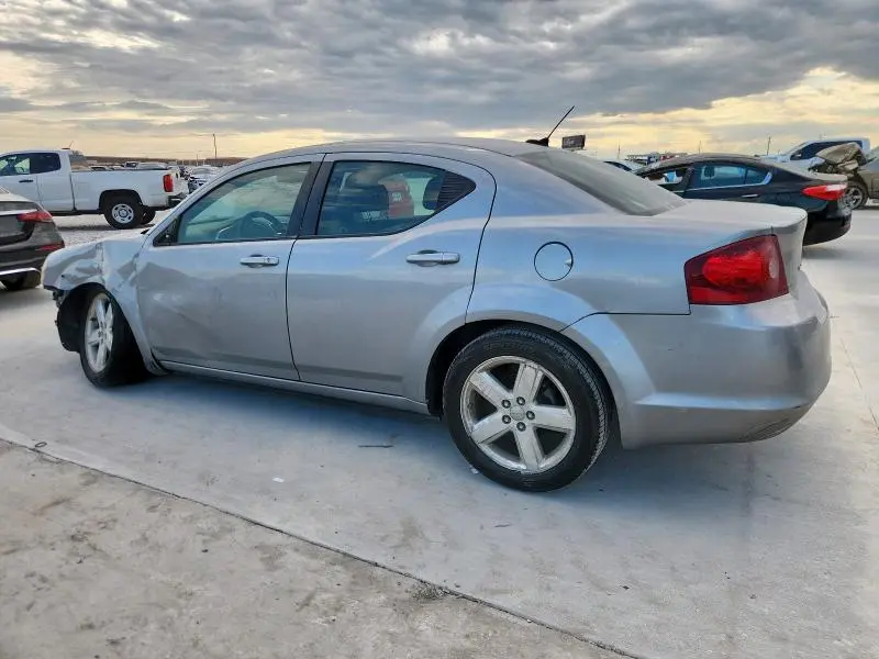 2013 DODGE AVENGER SE
