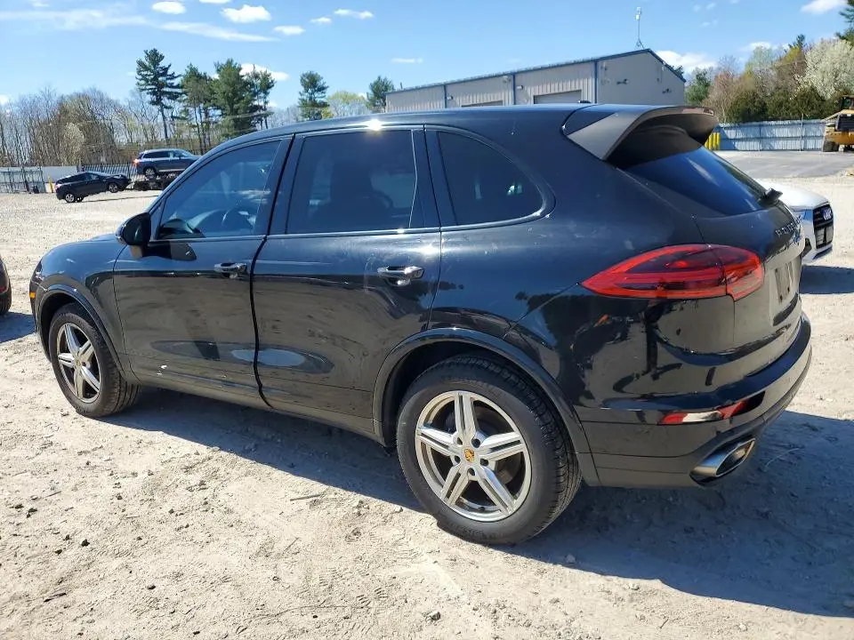 2017 PORSCHE CAYENNE   
