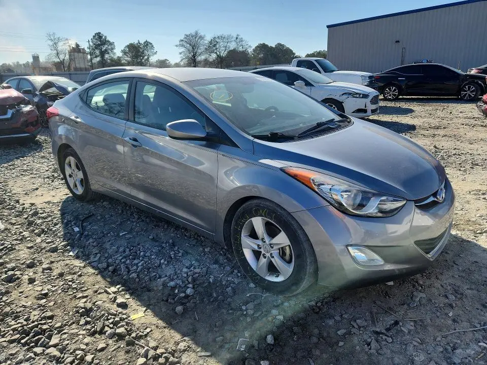 2013 HYUNDAI ELANTRA GLS  