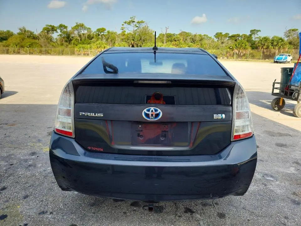 2010 TOYOTA PRIUS II  