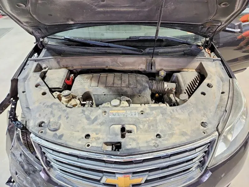 2015 CHEVROLET TRAVERSE LT  