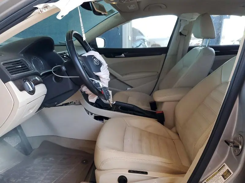 2014 VOLKSWAGEN PASSAT SEL  