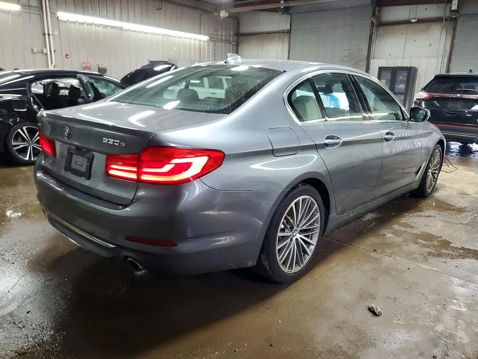 2020 BMW 530XE   