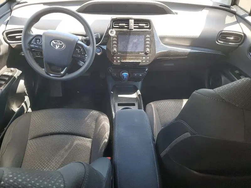 2022 TOYOTA PRIUS LE  