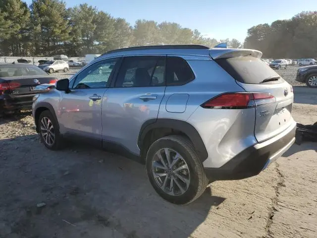 2022 TOYOTA COROLLA CROSS XLE  