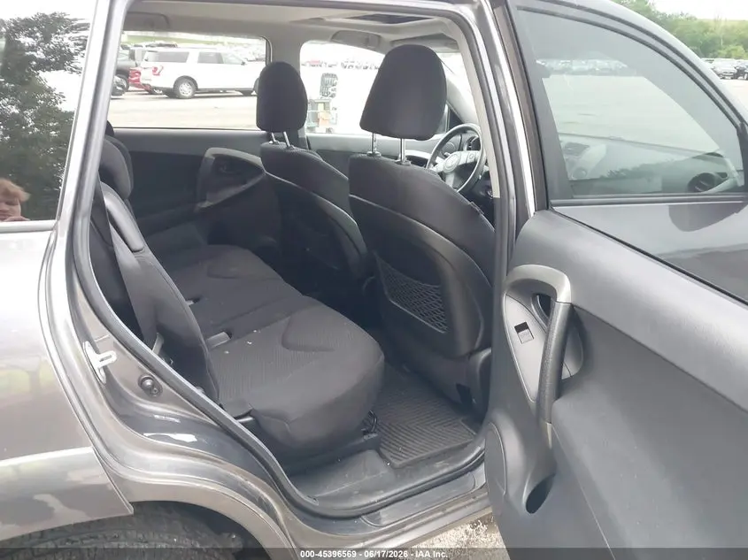 2011 TOYOTA RAV4 SPORT